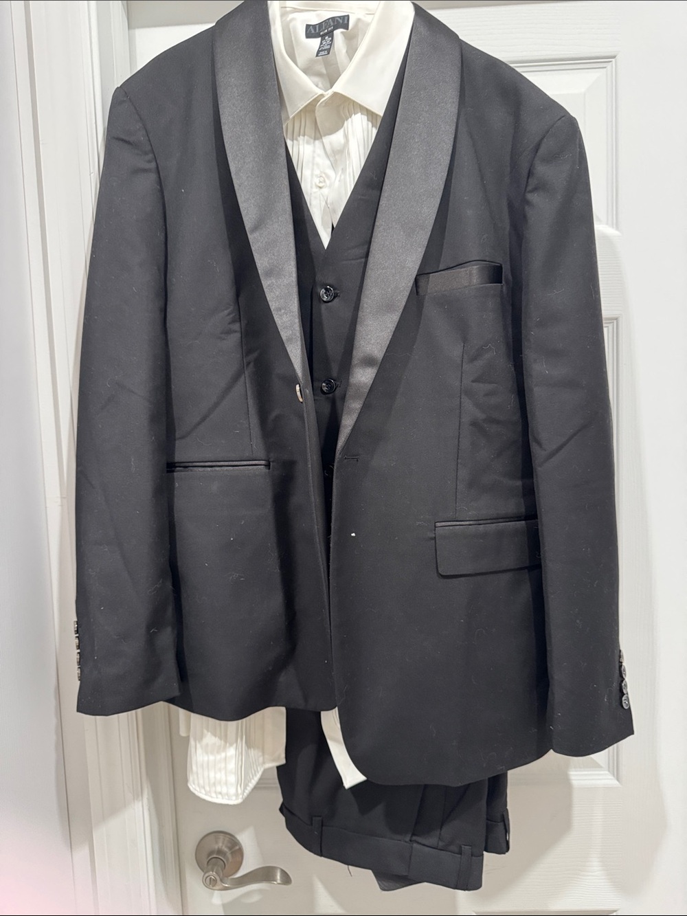 Black Satin-Lapel Tuxedo Jacket and Vest &Pant Set. Alfani shirt. Worn once. XL